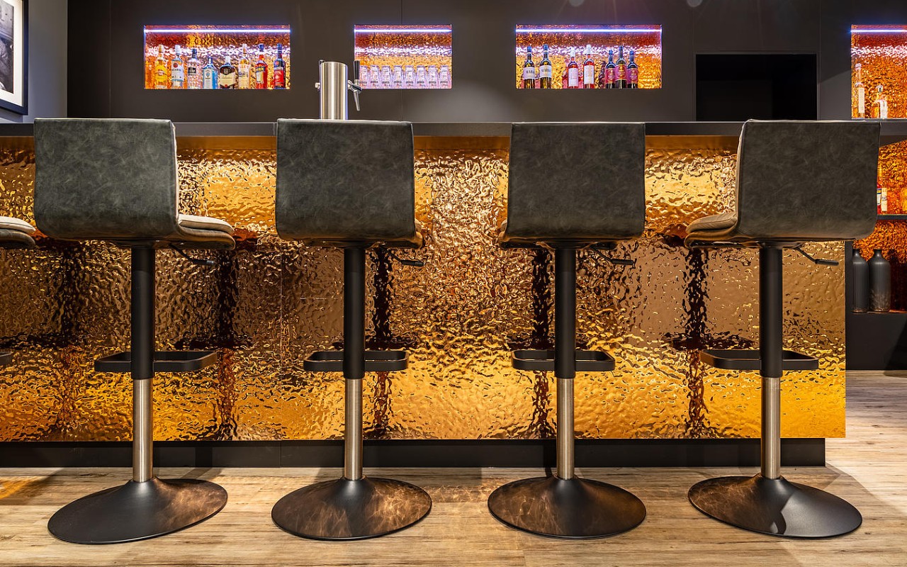 Homapal Metal Surfaces for interior design