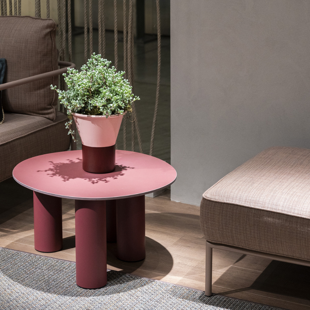 FENIX® ROSSO ASKJA 0770 side table