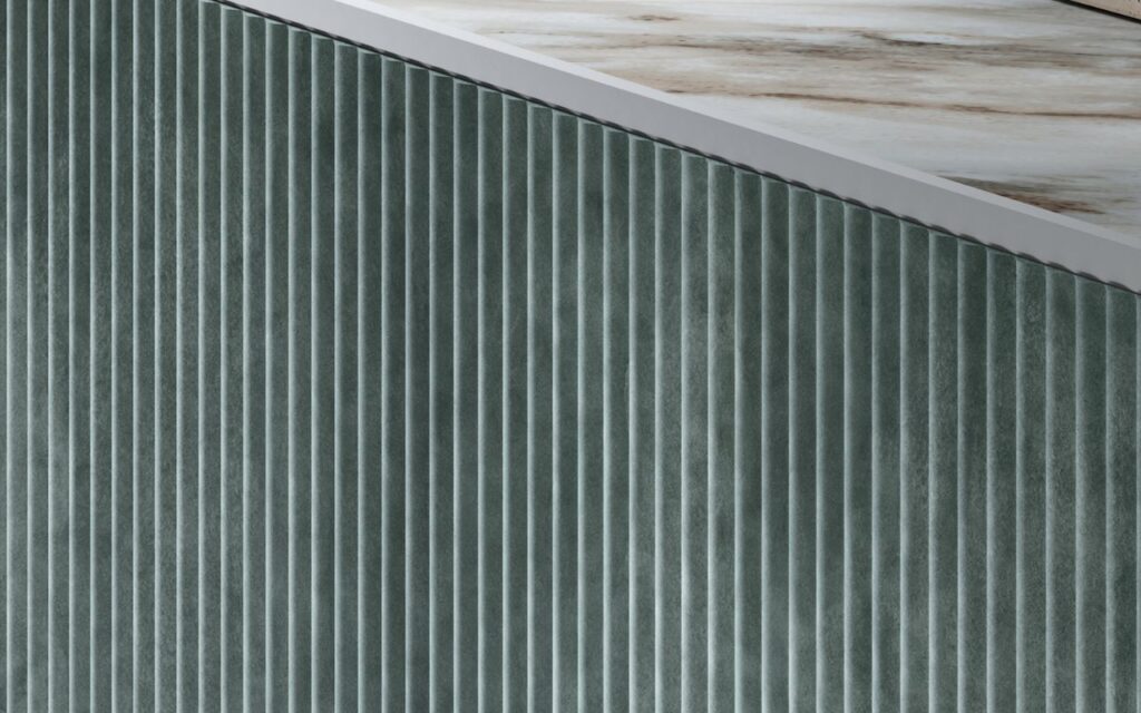 Tuet: Ribbed Surface - Galea Green