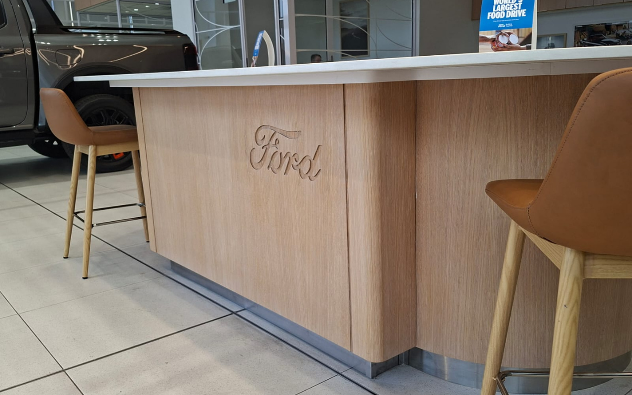 Reception desk in ARPA Allier Oak 4420R at BB Ford Menlyn Dealership