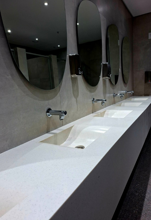 MAX Solid-Surface-Washbasins