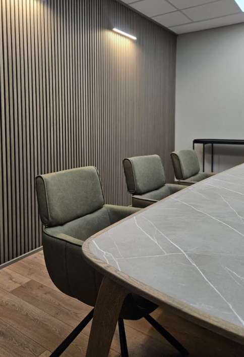 ARPA Pulpis Light – Boardroom Table