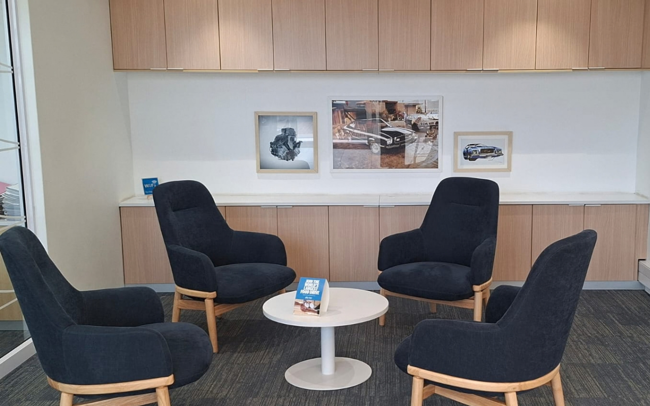 Boardroom finished in ARPA Allier Oak 4420R at BB Ford Menlyn